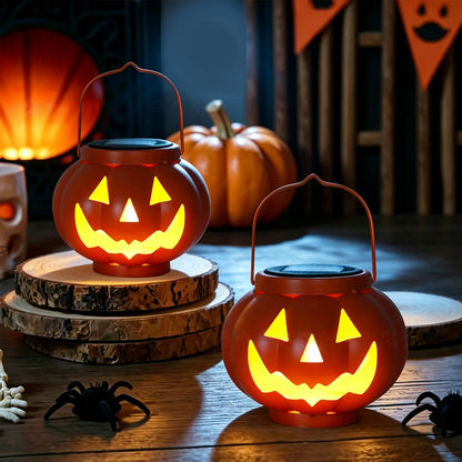 Glowing pumpkin solar lantern – Halloween garden decor
